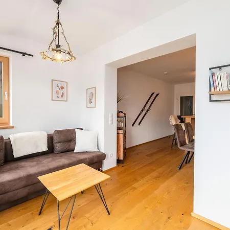 Planaiblick-lodge - By Mynests Schladming